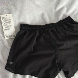 Lululemon Black Hotty hots 4in Athletic Shorts